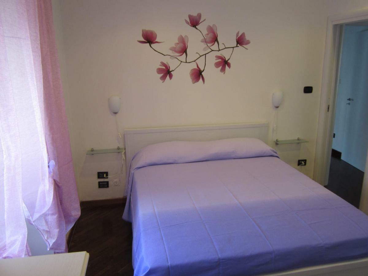 Appartamento Velia Salerno Exterior foto
