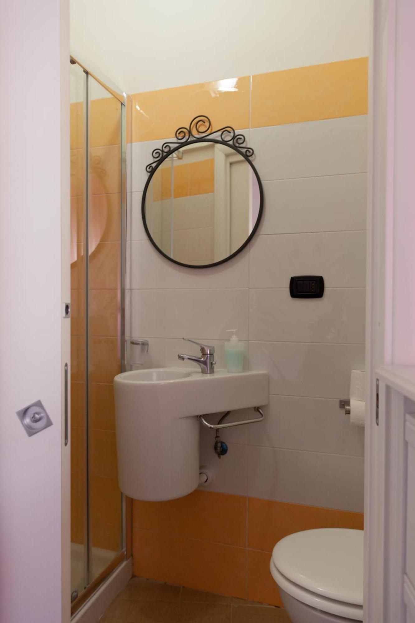 Appartamento Velia Salerno Exterior foto